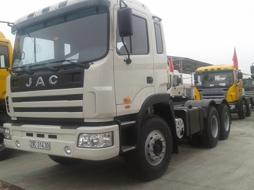 xe-dau-keo-jac-2di-1cau-cabin-hyundai-380hp-h3